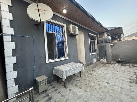 3 otaq · 70 m², Binə