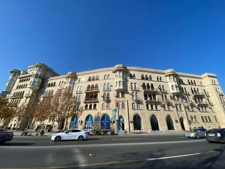 3-room apartment for rent, 150 m², İçəri Şəhər: 2 500 ₼/mo 2