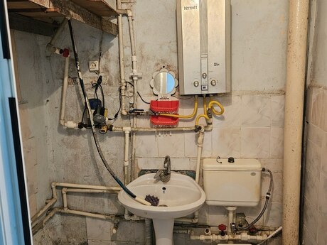 Сдаётся 2-комнатная квартира в старом фонде, Mehdiabad, 45 м², 350 AZN/мес, фото 4 / 4