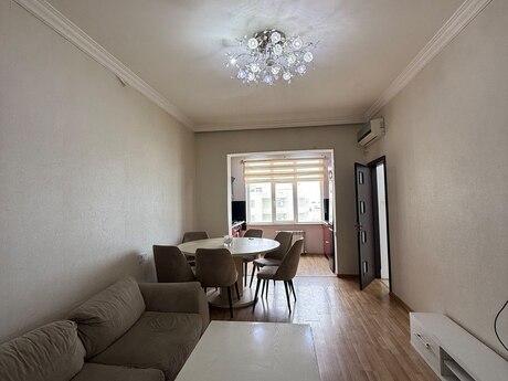 Объявление №6518245 - Баку, пос. Ени Ясамал, 3-комн., 67 м², 10/16 этаж