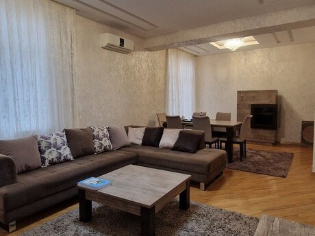 Аренда: 3-комнатная квартира, 100 м², Elmlər Akademiyası: 1 100 ₼/мес 5