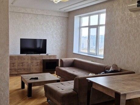 Аренда: 3-комнатная квартира, 100 м², Elmlər Akademiyası: 1 100 ₼/мес 4