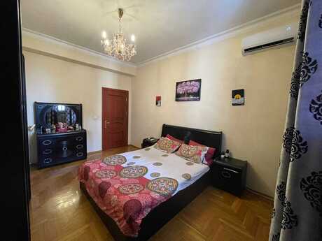4-room new-build apartment for sale in 8 Noyabr, 165 m², 430 000 AZN, photo 2 / 12