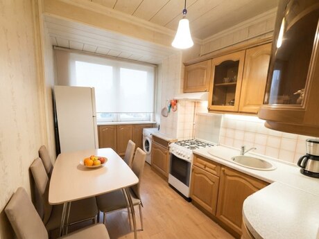 Gənclikdə 3 otaqlı köhnə tikili mənzil satılır, 80 m², 247 000 AZN, şəkil 5 / 9