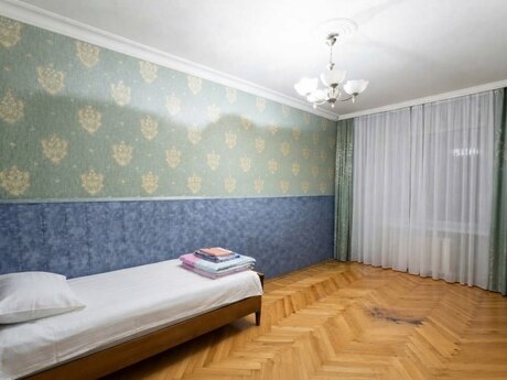 Gənclikdə 3 otaqlı köhnə tikili mənzil satılır, 80 m², 247 000 AZN, şəkil 3 / 9