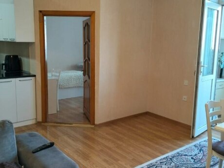 3-room new-build apartment for sale in Qara Qarayev, 75 m², 215 000 AZN, photo 3 / 9