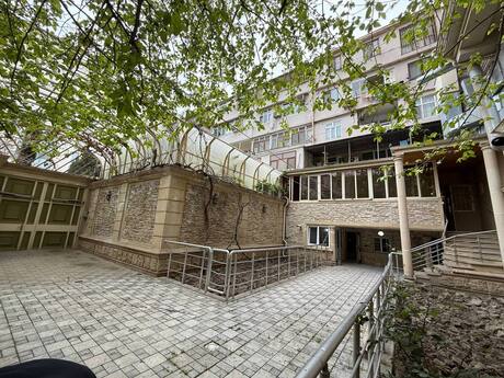 Elan №6518412 - Bakı, Şah İsmayıl Xətai m., 150 m²