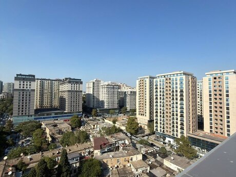 3-room new-build apartment for sale in 28 May, 188 m², 410 000 AZN, photo 2 / 12