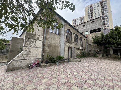 Объявление №6518417 - Баку, Хатаинский р., 9-комн., 300 м²