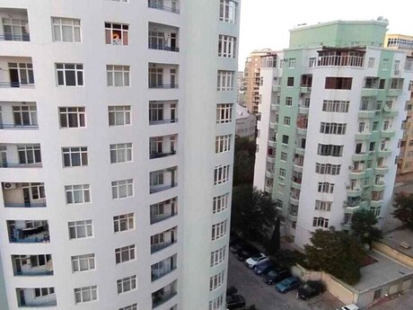 Продаётся 4-комнатная квартира в новостройке, Nizami, 225 м², 485 000 AZN, фото 2 / 12