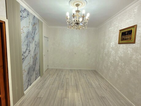 Azadlıq Prospektidə 3 otaqlı köhnə tikili mənzil satılır, 70 m², 179 000 AZN, şəkil 4 / 12