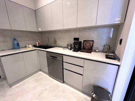 2-room new-build apartment for sale in İçəri Şəhər, 78 m², 275 000 AZN, photo 5 / 12