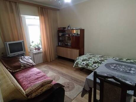 2-room old-build apartment for sale in Xalqlar Dostluğu, 42 m², 104 000 AZN, photo 5 / 11