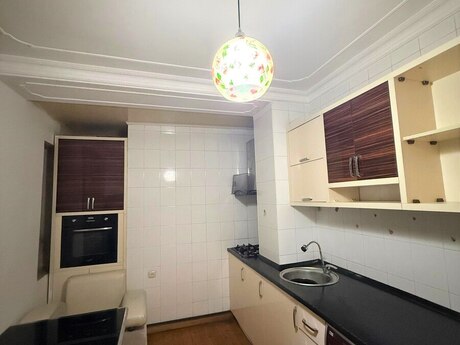 Nəsimidə 2 otaqlı köhnə tikili mənzil kirayə verilir, 85 m², 770 AZN/ay, şəkil 5 / 9