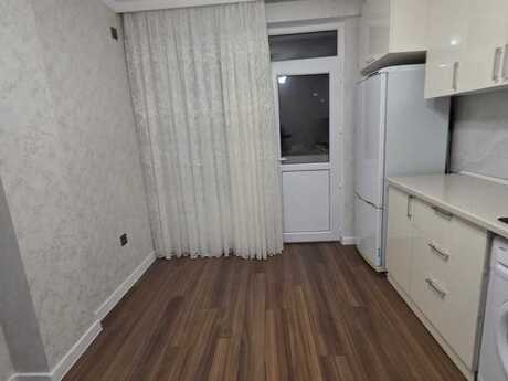 Əhmədlidə 2 otaqlı köhnə tikili mənzil satılır, 65 m², 175 000 AZN, şəkil 4 / 9