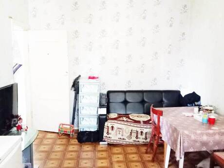 7-ci mikrorayonda 2 otaqlı köhnə tikili mənzil satılır, 35 m², 115 000 AZN, şəkil 3 / 7