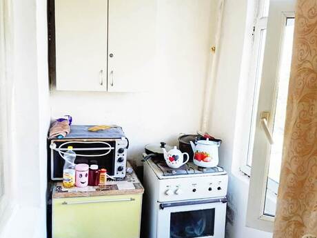 7-ci mikrorayonda 2 otaqlı köhnə tikili mənzil satılır, 35 m², 115 000 AZN, şəkil 2 / 7