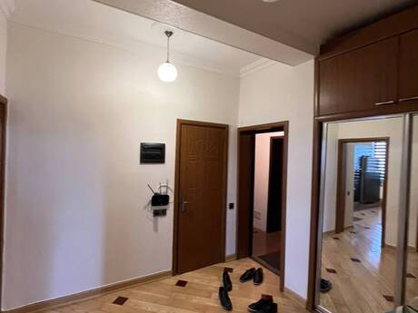 28 Mayda 2 otaqlı yeni tikili mənzil kirayə verilir, 100 m², 1 200 AZN/ay, şəkil 4 / 10