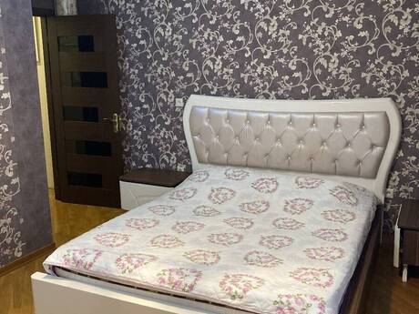Продаётся 2-комнатная квартира в новостройке, Elmlər Akademiyası, 102 м², 329 900 AZN, фото 3 / 12