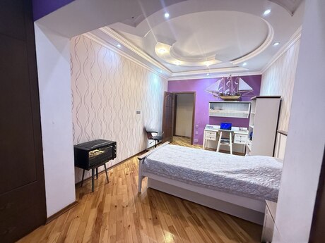 Azadlıq Prospektidə 4 otaqlı köhnə tikili mənzil satılır, 130 m², 345 000 AZN, şəkil 3 / 12