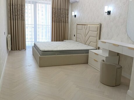 4-room new-build apartment for sale in Nəriman Nərimanov, 185 m², 590 000 AZN, photo 3 / 12