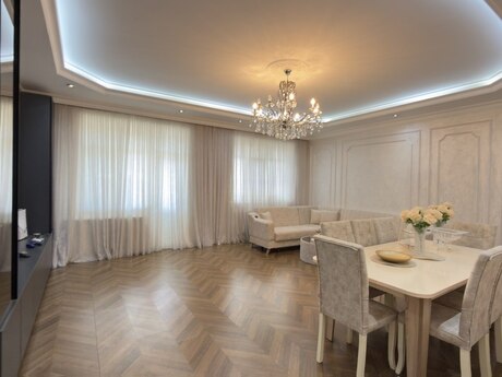 Продаётся 4-комнатная квартира в новостройке, 20 Yanvar, 165 м², 387 000 AZN, фото 2 / 12
