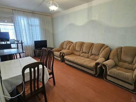 2 otaq · 50 m² · 4/5 mərtəbə, 7-ci mikrorayon
