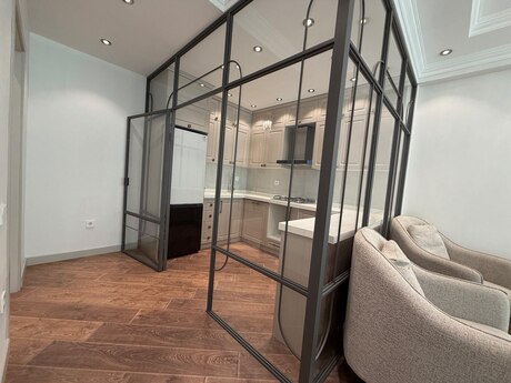 Сдаётся 3-комнатная квартира в новостройке, Nəsimi, 100 м², 1 100 AZN/мес, фото 3 / 11