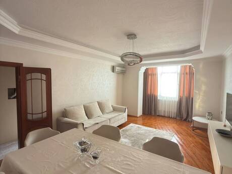 Продаётся 3-комнатная квартира в старом фонде, Biləcəri, 83 м², 136 000 AZN, фото 2 / 11