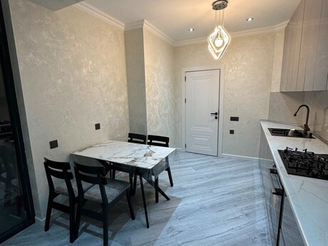 3-room new-build apartment for rent in Neftçilər, 100 m², 1 000 AZN/mo, photo 4 / 11