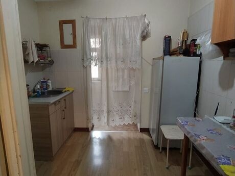 Əhmədlidə 2 otaqlı köhnə tikili mənzil satılır, 42 m², 104 000 AZN, şəkil 4 / 10