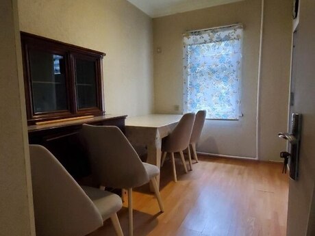 İnşaatçılarda 3 otaqlı köhnə tikili mənzil satılır, 67 m², 220 000 AZN, şəkil 3 / 10