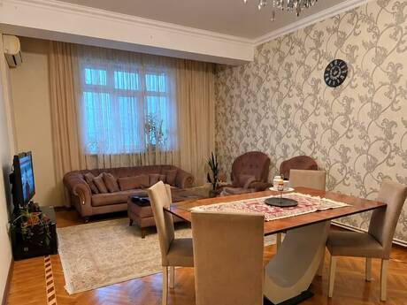 Объявление №6518796 - Баку, м. Элмляр Академиясы, 3-комн., 88 м², 8/100 этаж