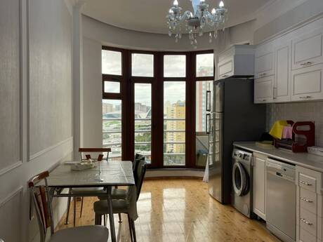 Сдаётся 3-комнатная квартира в новостройке, Şah İsmayıl Xətai, 125 м², 1 200 AZN/мес, фото 5 / 12