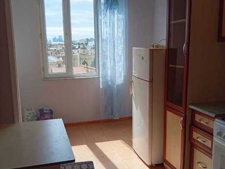 2-room old-build apartment for rent in Gənclik, 45 m², 650 AZN/mo, photo 5 / 10