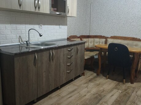 Köhnə Günəşlidə 2 otaqlı köhnə tikili mənzil kirayə verilir, 75 m², 550 AZN/ay, şəkil 5 / 12