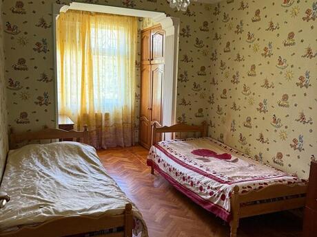 Аренда: 3-комнатная квартира, 110 м², 28 May: 700 ₼/мес 5