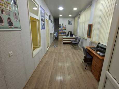 Sahildə 3 otaqlı köhnə tikili mənzil kirayə verilir, 96 m², 1 000 AZN/ay, şəkil 3 / 10