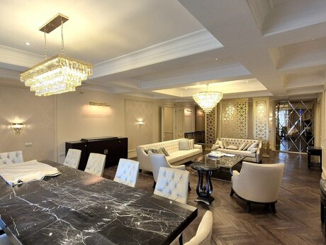 3 otaqlı mənzil, 200 m², 28 May: 1 200 000 ₼ 4