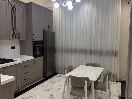 3-room new-build apartment for rent in Koroğlu Residence, 120 m², 2 000 AZN/mo, photo 5 / 12