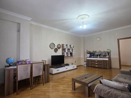 4-room apartment, 160 m², İnşaatçılar: 360 000 ₼ 3