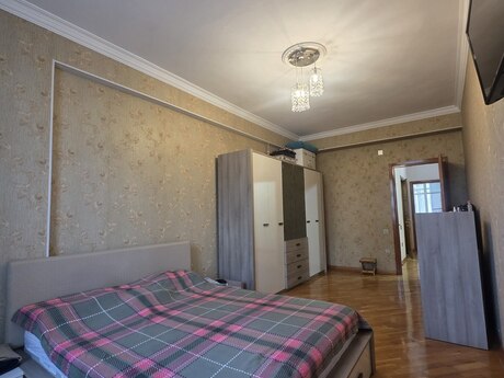4-room apartment, 160 m², İnşaatçılar: 360 000 ₼ 5