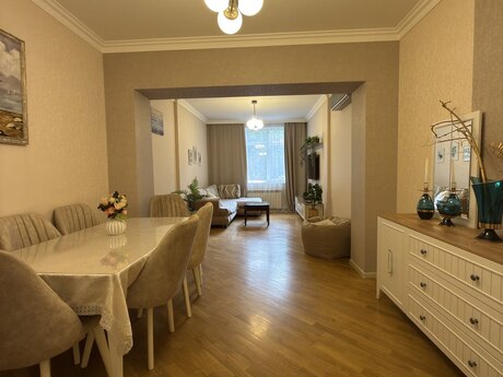 İçəri Şəhərdə 3 otaqlı köhnə tikili mənzil kirayə verilir, 85 m², 1 000 AZN/ay, şəkil 3 / 12