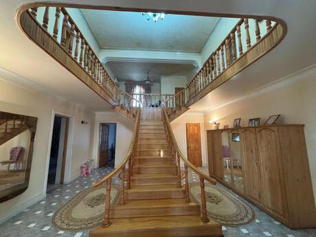 Əhmədlidə 10 otaqlı həyət evi satılır, 550 m², 570 000 AZN, şəkil 4 / 12