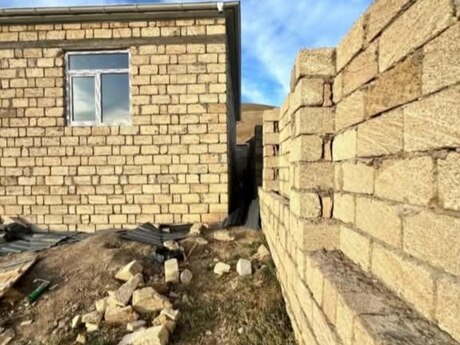 Elan №6519133 - Bakı, Qobu q., 3 otaqlı, 100 m²