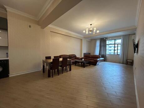 Продаётся 3-комнатная квартира в новостройке, 28 May, 151 м², 550 000 AZN, фото 3 / 12