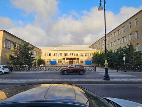 Nəsimidə 2 otaqlı köhnə tikili mənzil satılır, 56 m², 140 000 AZN, şəkil 2 / 12