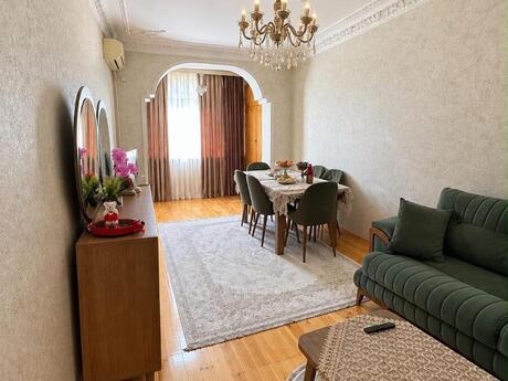 Объявление №6519154 - Баку, м. Мемар Аджеми, 4-комн., 100 м², 2/5 этаж