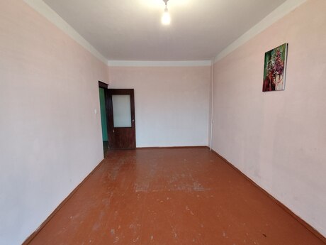 Əhmədlidə 3 otaqlı köhnə tikili mənzil satılır, 90 m², 161 000 AZN, şəkil 3 / 12