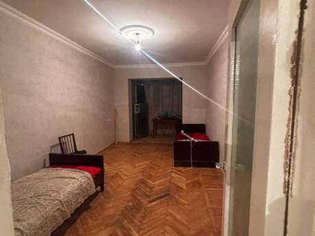 2-room old-build apartment for sale in 28 May, 65 m², 190 000 AZN, photo 2 / 4